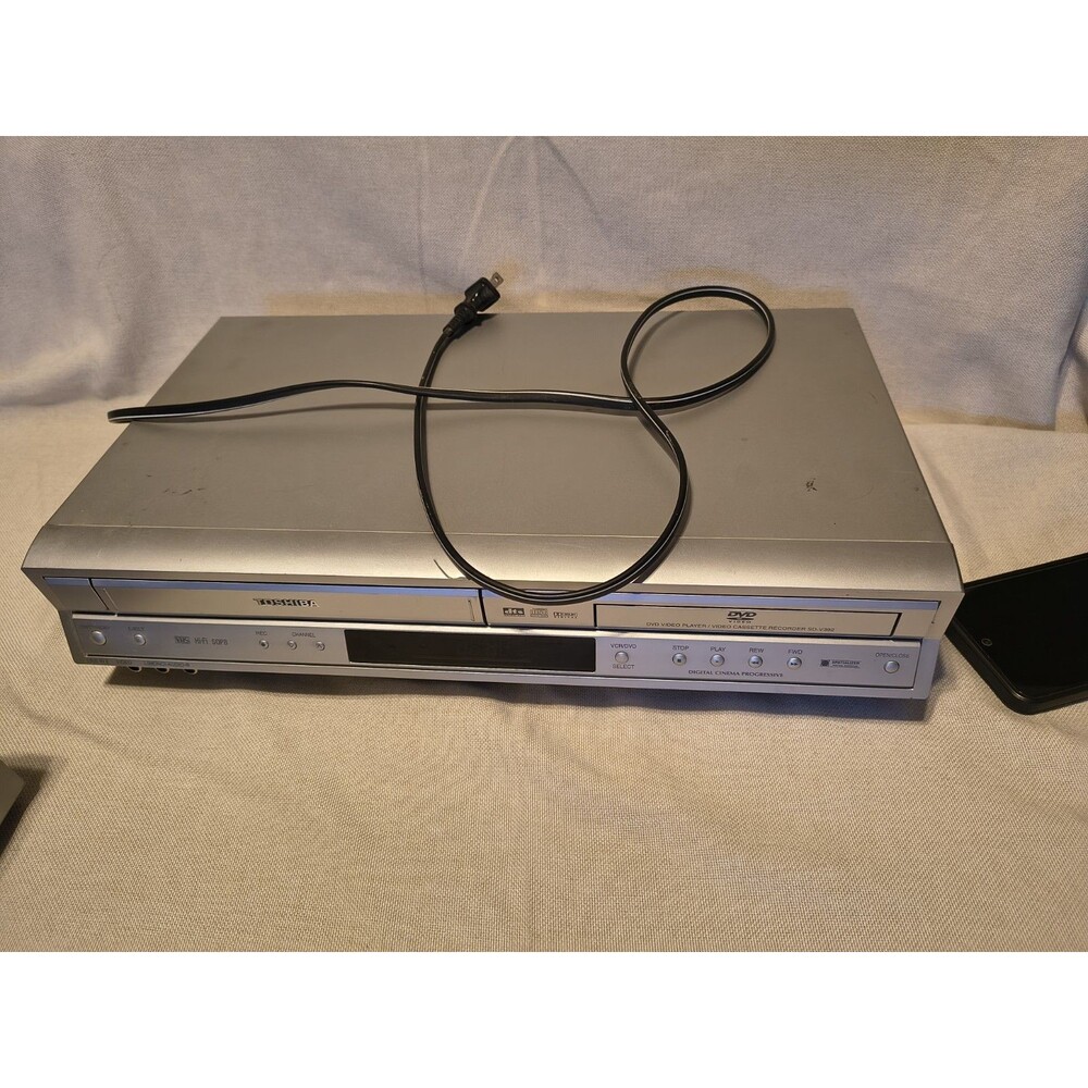 Toshiba SD-V392SU DVD/VCR Combo Hi-Fi Stereo no remote.